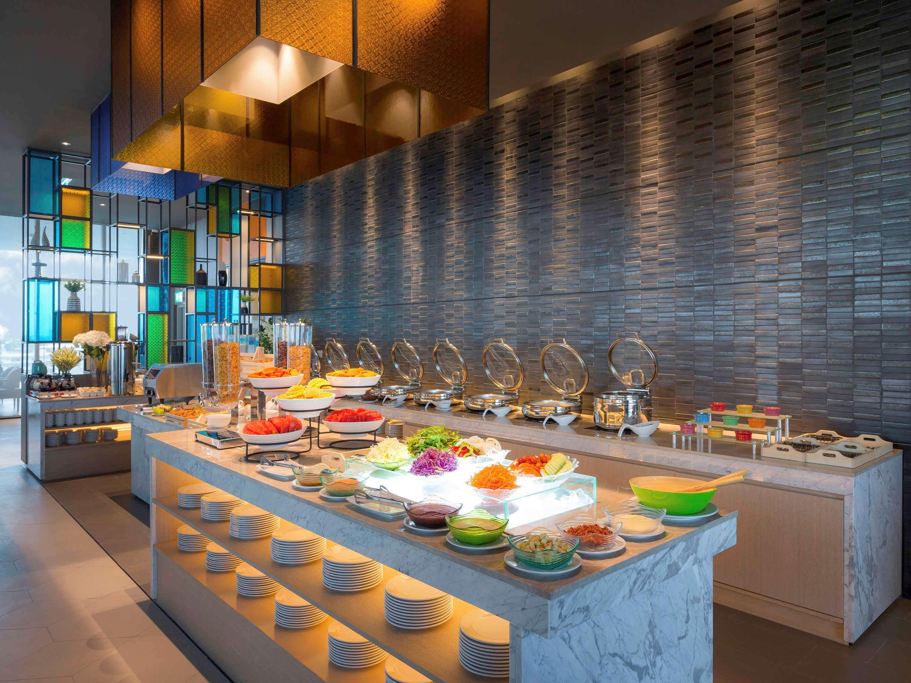 होटल Ibis Styles Sukhumvit Phra Khanong 4*