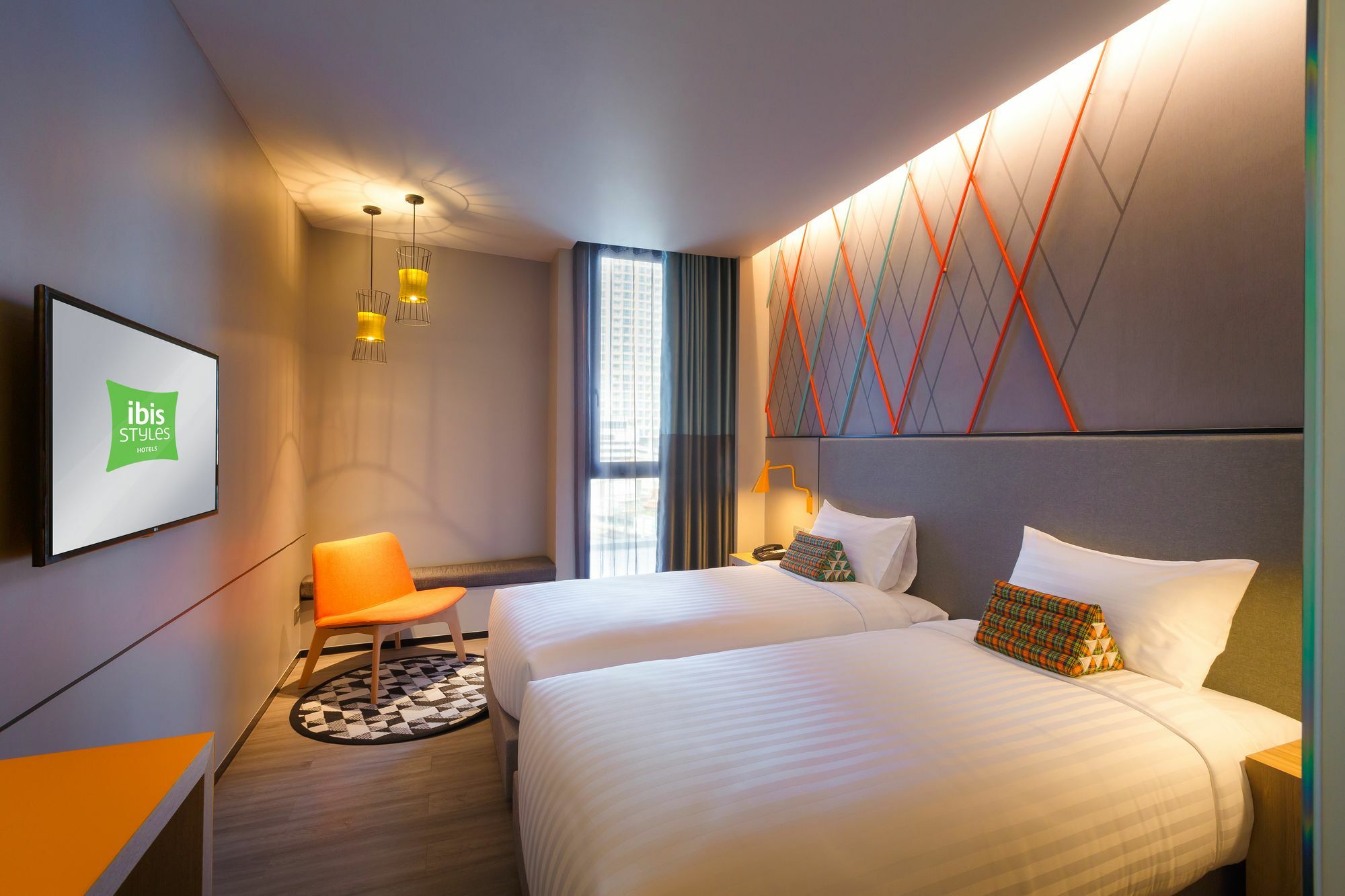 Ibis Styles Sukhumvit Phra Khanong होटल 4*