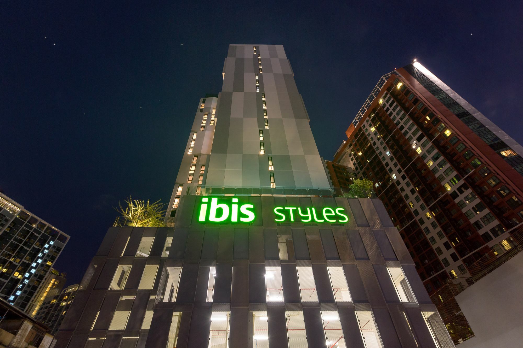 Ibis Styles Sukhumvit Phra Khanong होटल