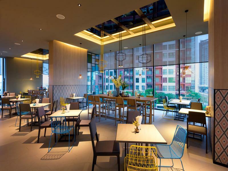 Ibis Styles Sukhumvit Phra Khanong होटल